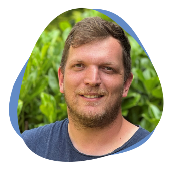 Junger Mann mit Bart